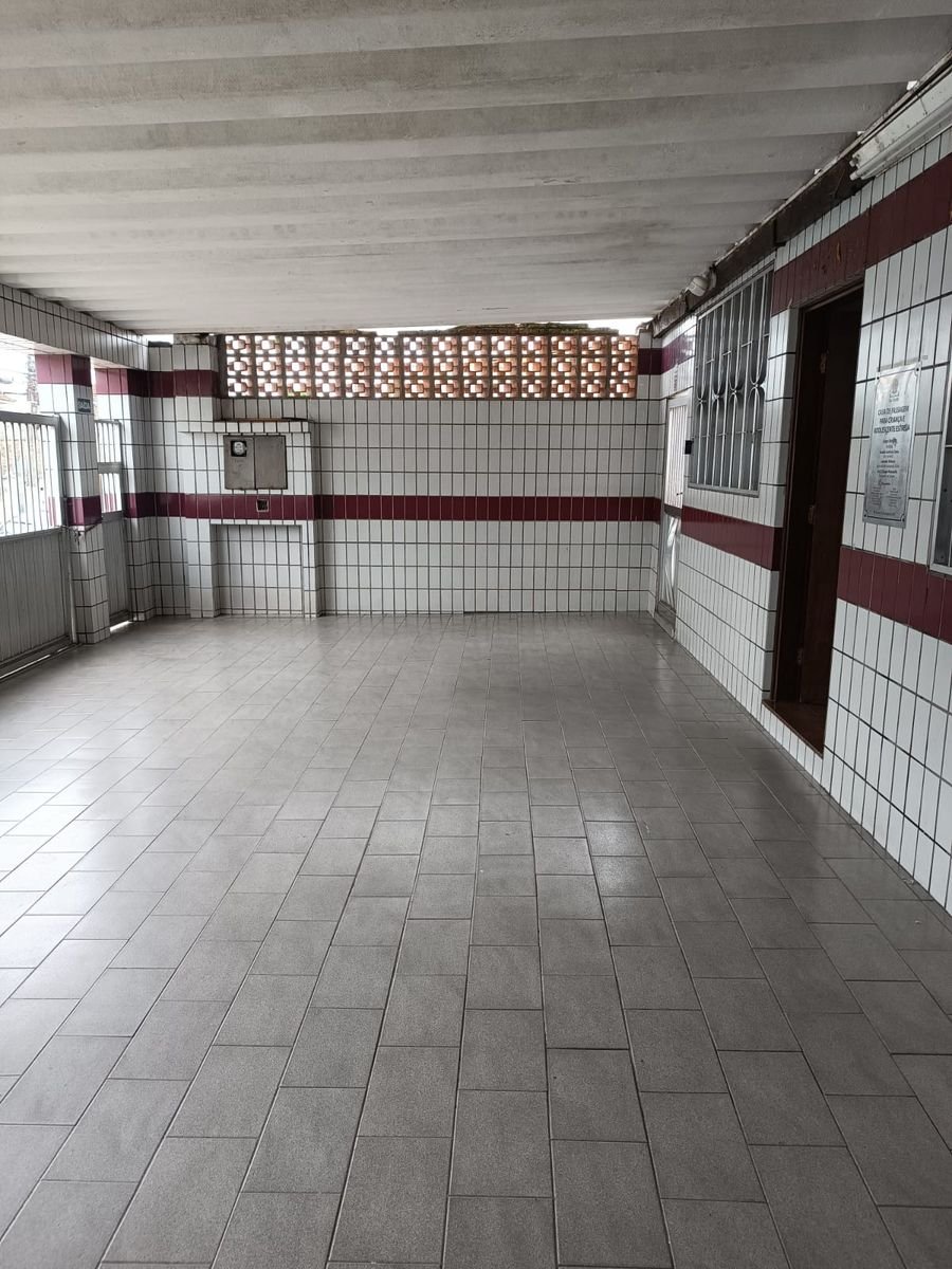 Área coberta de entrada da unidade de São Vicente